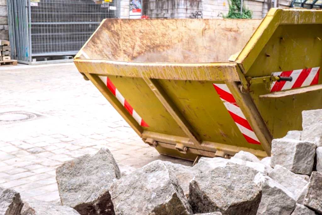 12 Yard Skip Hire Services in Wannock